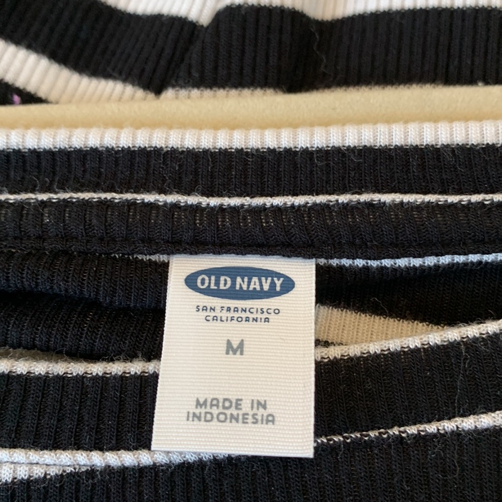 ON stripe top. - Picture 6 of 6